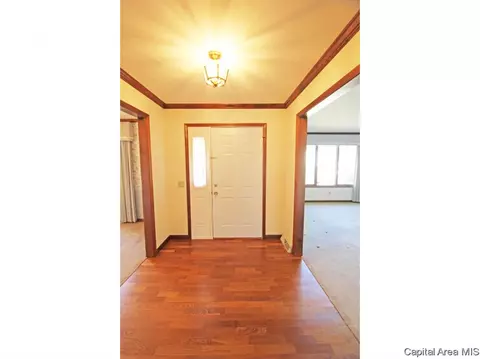 1716 Clearview Dr, Springfield, IL 62704 photo 3