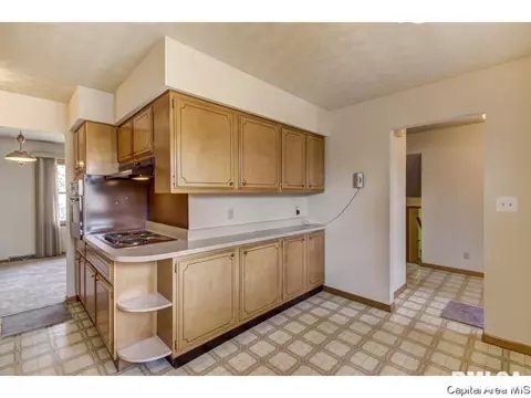 105 Glen Aire, Springfield, IL 62703 photo 4
