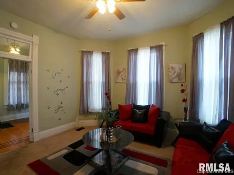 522 S Walnut St, Springfield, IL 62704 photo 4