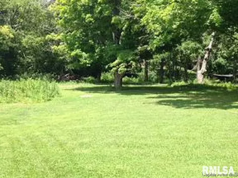 2835 E Lake Shore Dr, Springfield, IL 62712 photo 2