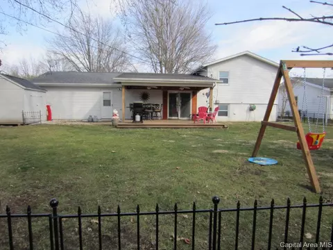 215 Dickinson Rd, Springfield, IL 62704 photo 17