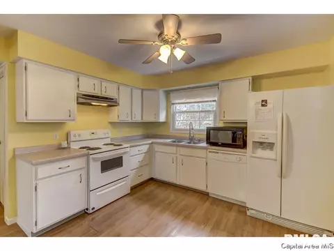 52 Greencastle Cir, Springfield, IL 62712 photo 8