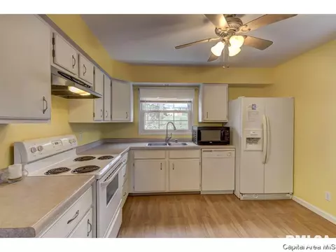 52 Greencastle Cir, Springfield, IL 62712 photo 7