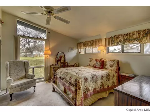 89 Circle Dr, Springfield, IL 62703 photo 6