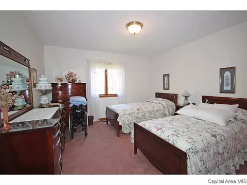 2620 E Lake Shore Dr, Springfield, IL 62712 photo 18
