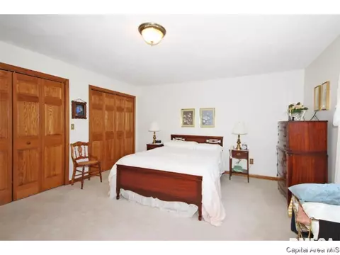 2620 E Lake Shore Dr, Springfield, IL 62712 photo 13