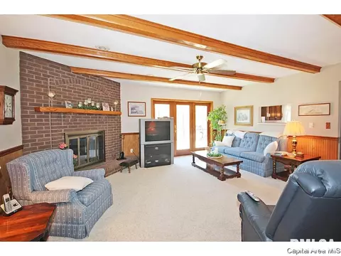 2620 E Lake Shore Dr, Springfield, IL 62712 photo 6