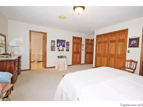 2620 E Lake Shore Dr, Springfield, IL 62712 photo 12