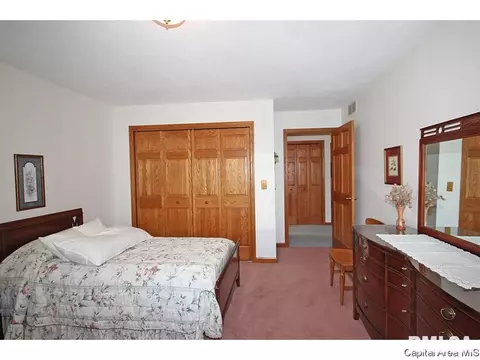 2620 E Lake Shore Dr, Springfield, IL 62712 photo 19