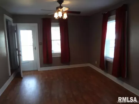 2412 S 4th, Springfield, IL 62703 photo 5