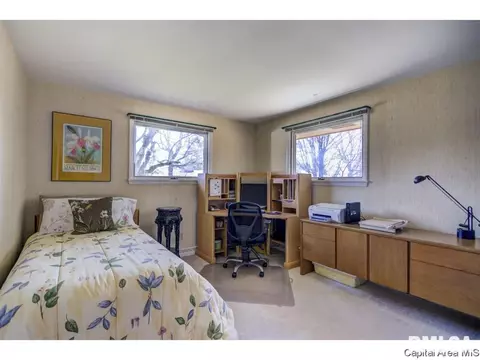 73 Oakmont, Springfield, IL 62704 photo 17