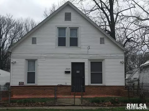 2020 E Monroe St, Springfield, IL 62703 photo 1