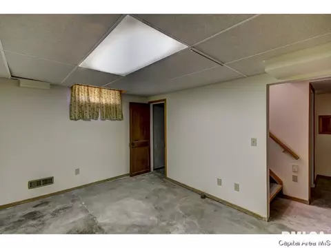 2118 Pickett, Springfield, IL 62703 photo 17