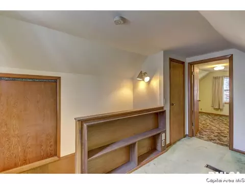 2118 Pickett, Springfield, IL 62703 photo 13