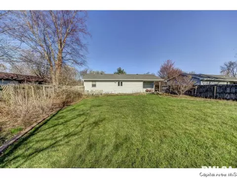 212 Tulip, Springfield, IL 62707 photo 31