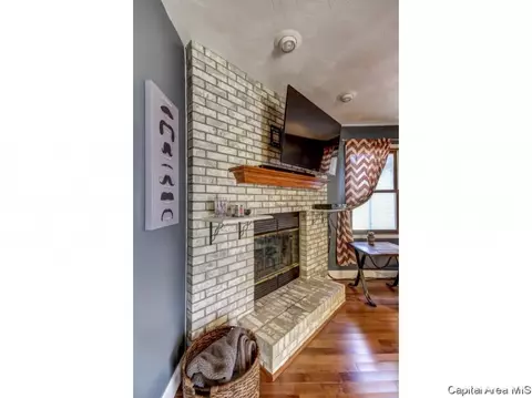 212 Tulip, Springfield, IL 62707 photo 6