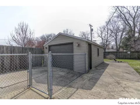 2000 E Hood St, Springfield, IL 62703 photo 28