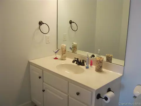 6200 Winterberry Ln, Springfield, IL 62712 photo 13