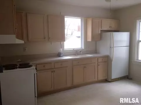 428 W Elliott, Springfield, IL 62702 photo 8