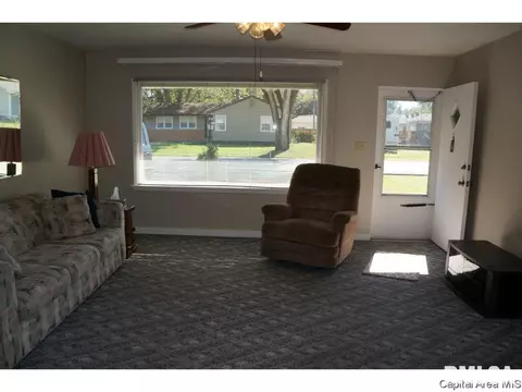 3349 Stanton St, Springfield, IL 62703 photo 5