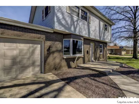 2305 E Sangamon Ave, Springfield, IL 62702 photo 2