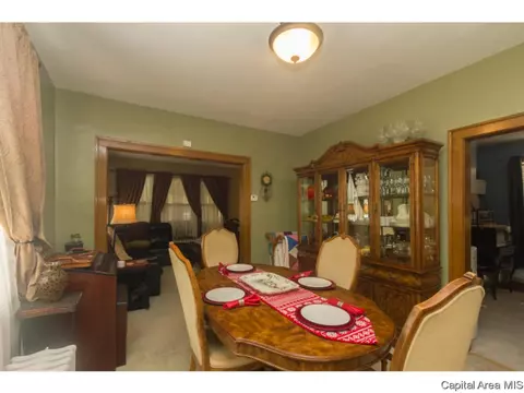 1430 S 4th St, Springfield, IL 62703 photo 8