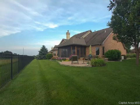 3113 Ironhill Dr, Springfield, IL 62711 photo 3