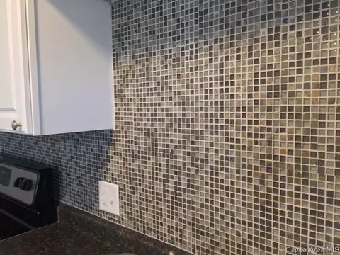 2505 Stokebridge Rd, Springfield, IL 62702 photo 12