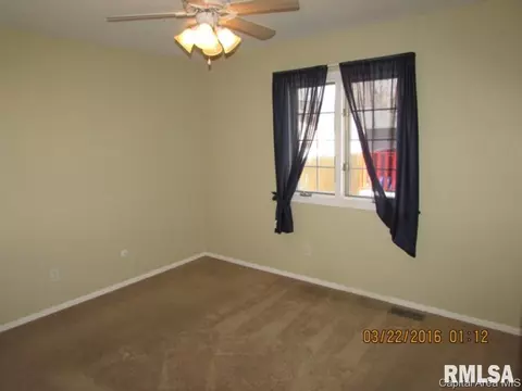 2425 Sutherland Rd, Springfield, IL 62702 photo 14