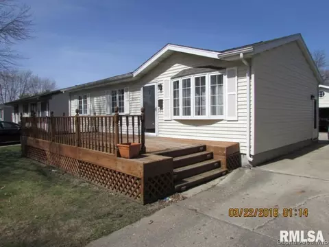 2425 Sutherland Rd, Springfield, IL 62702 photo 2