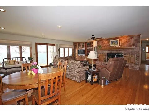 1019 E Lake Shore Dr, Springfield, IL 62712 photo 7