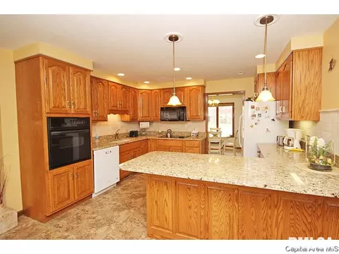 4005 Stone Bridge Rd, Springfield, IL 62711 photo 10