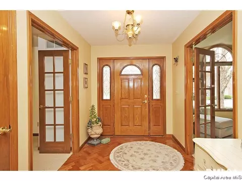 4005 Stone Bridge Rd, Springfield, IL 62711 photo 2