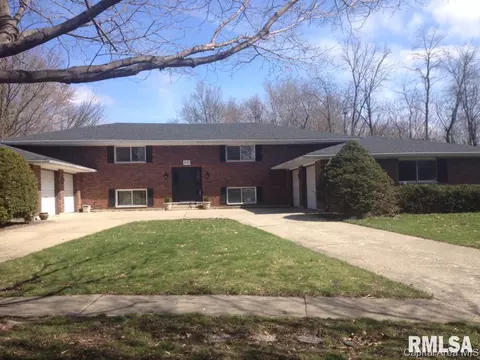 2101 Lexington Dr, Springfield, IL 62704 photo 1