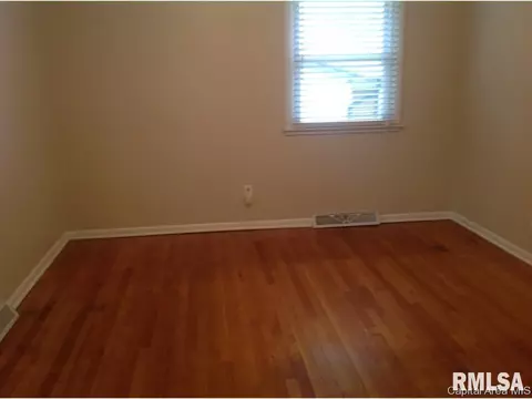 2708 Bennington, Springfield, IL 62704 photo 8