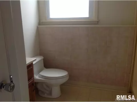 2708 Bennington, Springfield, IL 62704 photo 10