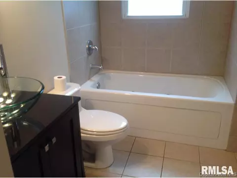 2708 Bennington, Springfield, IL 62704 photo 6