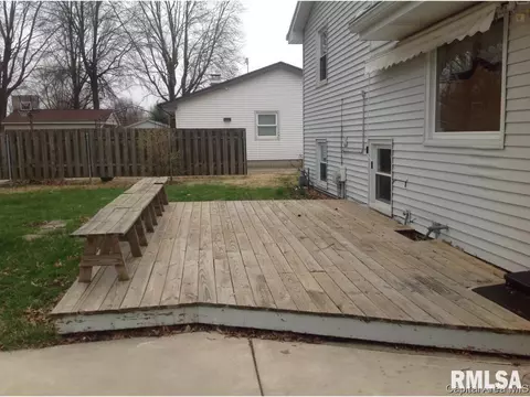 2708 Bennington, Springfield, IL 62704 photo 17