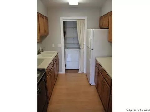 461 S Durkin Dr, Springfield, IL 62704 photo 6