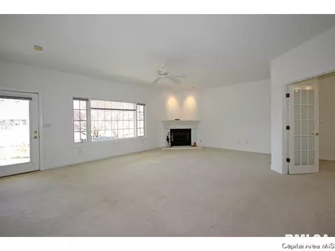 2725 Kitty Hawk, Springfield, IL 62711 photo 4