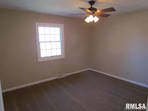 9 Hackney Dr, Springfield, IL 62702 photo 15