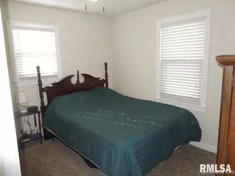 2120 E Converse St, Springfield, IL 62702 photo 6