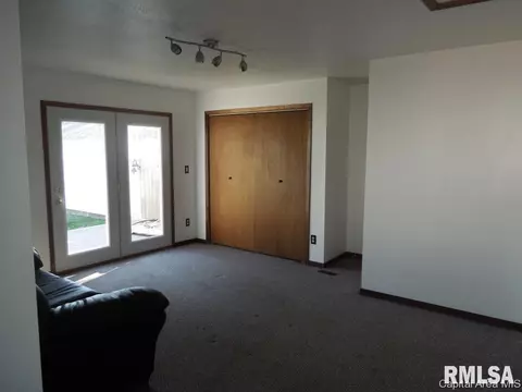 2120 E Converse St, Springfield, IL 62702 photo 4