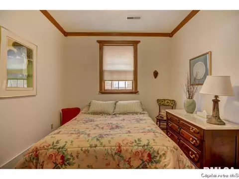 2116 Timbercrest Dr, Springfield, IL 62702 photo 26