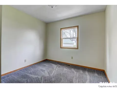 1115 N Patton St, Springfield, IL 62702 photo 22