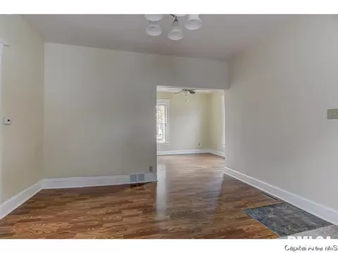 1115 N Patton St, Springfield, IL 62702 photo 9