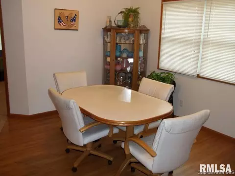 1614 Thornhill, Springfield, IL 62711 photo 10