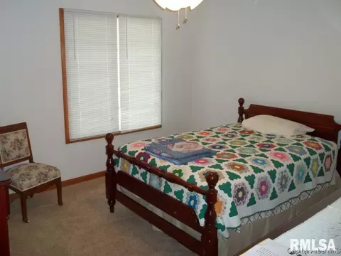 1614 Thornhill, Springfield, IL 62711 photo 15