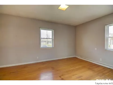 1928 Parkview Dr, Springfield, IL 62704 photo 14