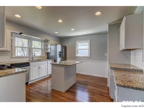 2104 E Sangamon, Springfield, IL 62702 photo 17